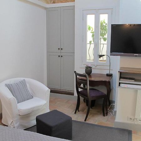 Mougins Village Holiday Lets Ницца Номер фото