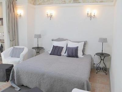 Mougins Village Holiday Lets Ницца Номер фото